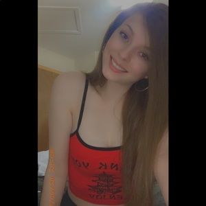 Meet your Posher, Brooke